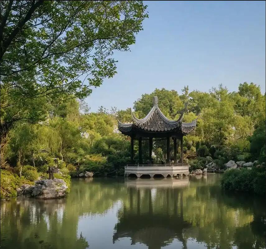 长沙雨花浮梦出版有限公司